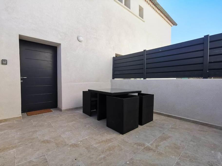 L'Elegant Duplex - Clim I Wifi I Proche Du Centre-Ville Miramas Exterior photo